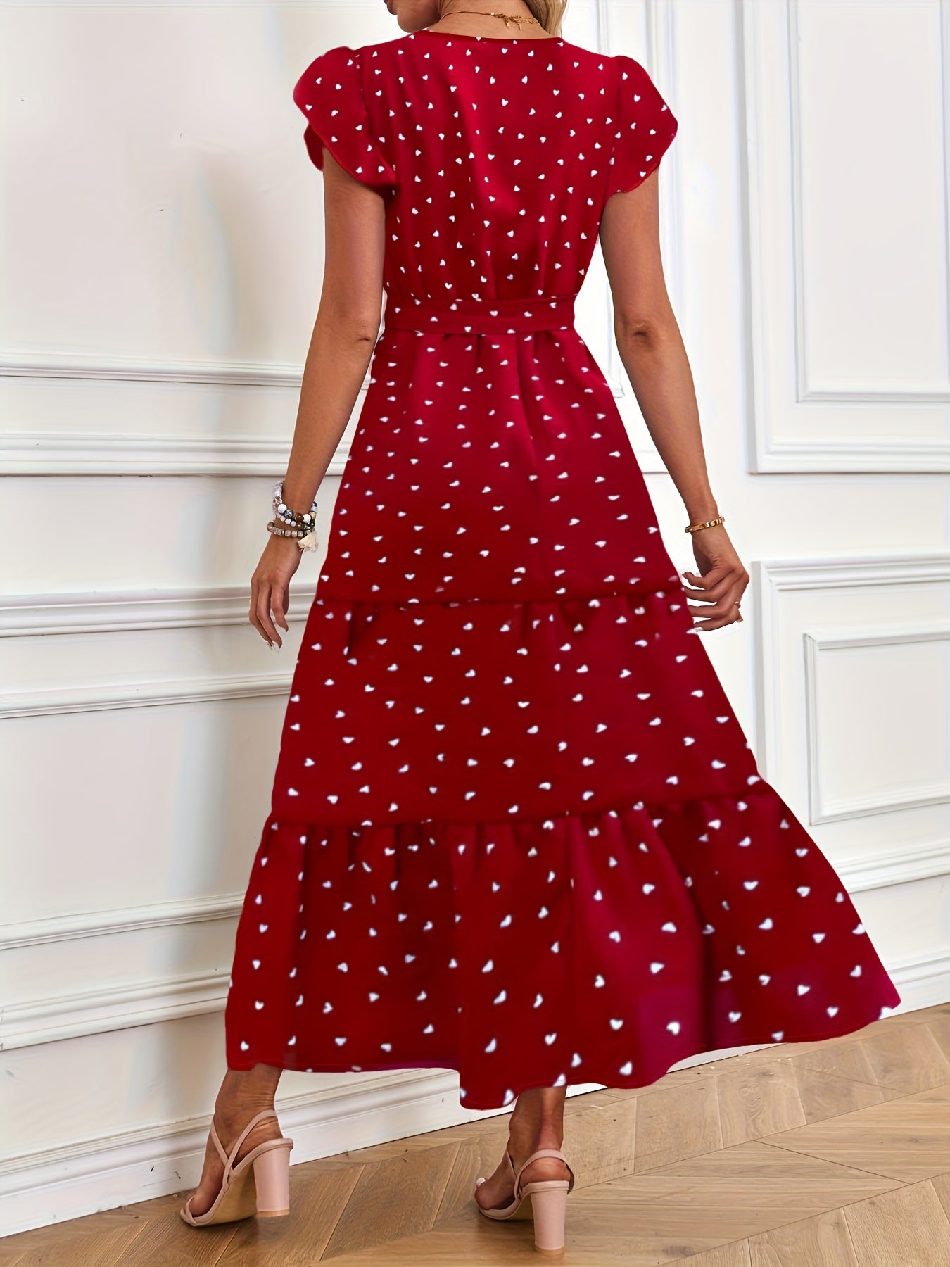 Isabella™ Elegant Heart Print Neck Dress